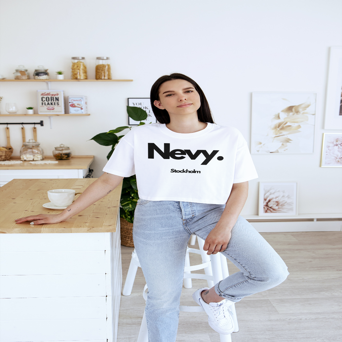 Nevy™ | T-shirt